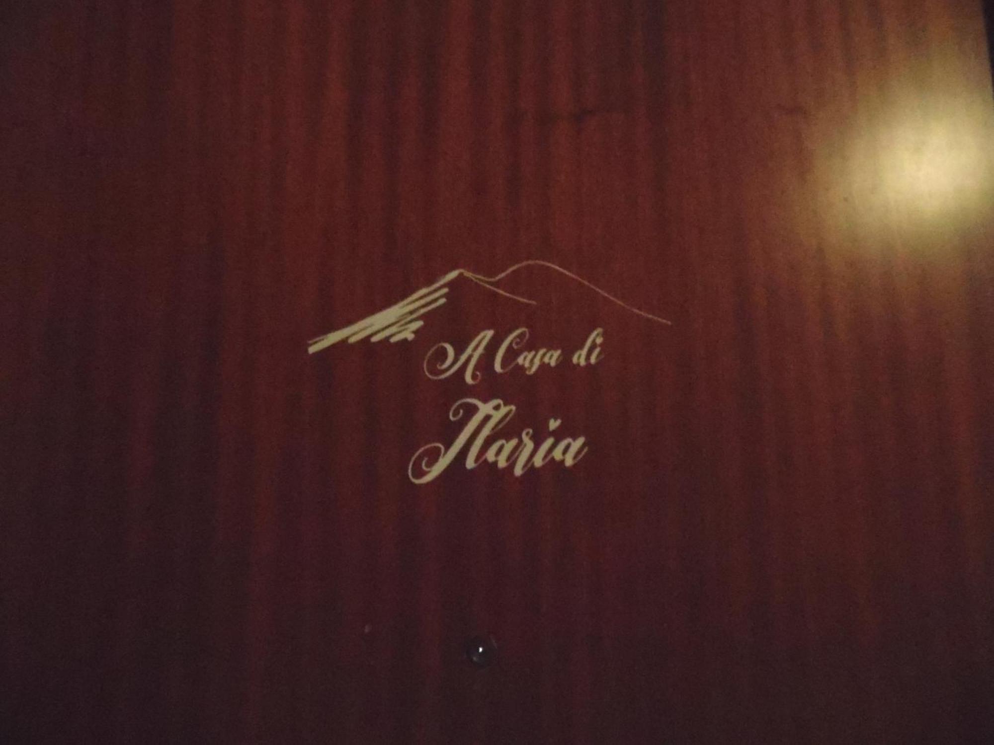 A Casa Di Ilaria Apartment Napoli Exterior foto